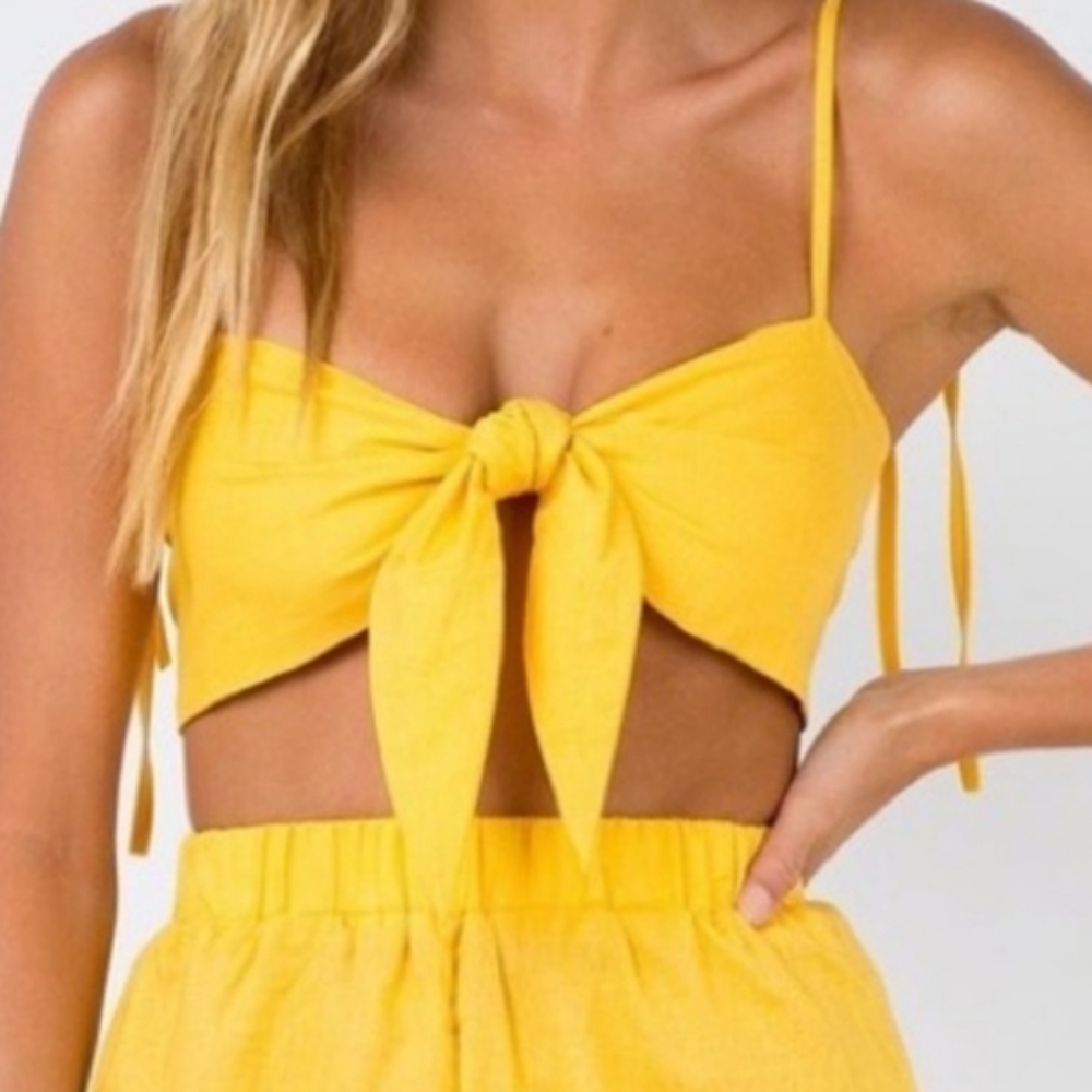 Princess Polly Grateful Blessings top in yellow